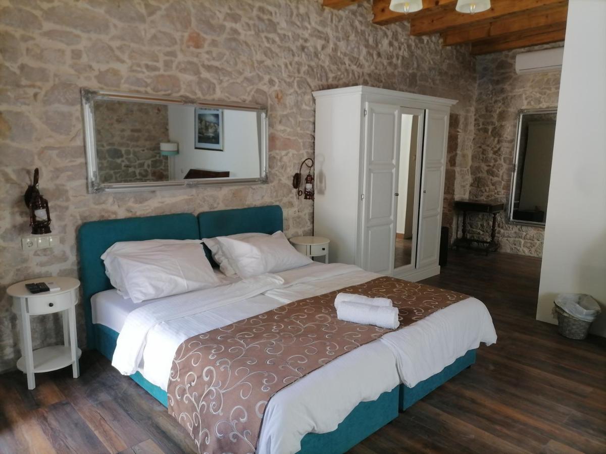 Boutique Vila Marijini Dvori Tribalj Exterior foto